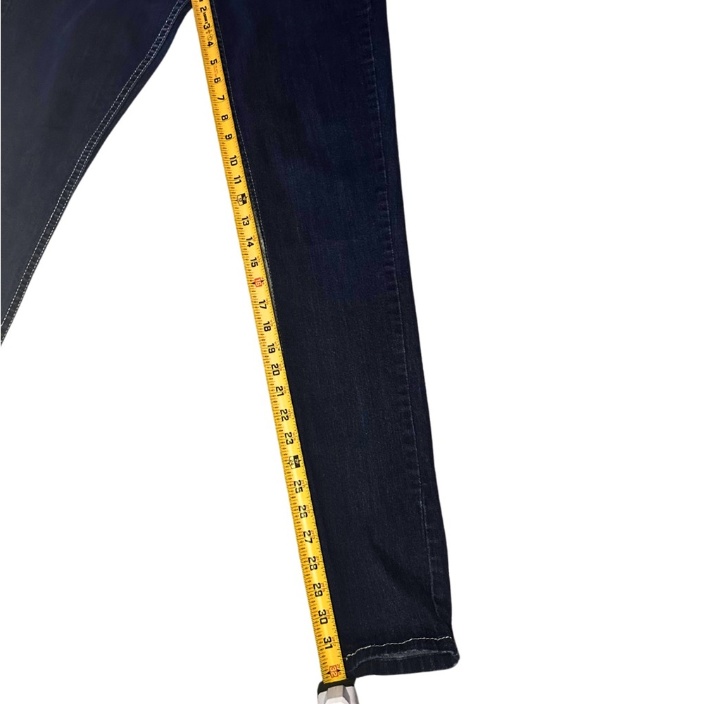 Levi's Blue Denim Jeans with Signature Stitching Too Superlow - Picture 4 of 7